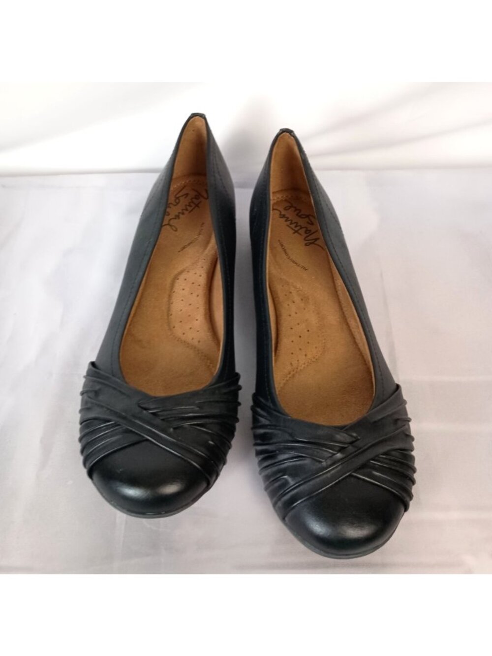 Natural Soul by Naturalizer Black Twisted Toe Ballet Flats - Size 10